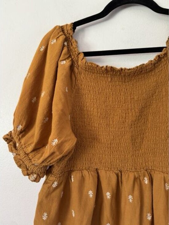 Old Navy Mustard Yellow Smocked Puff Sleeve Peasant Top Women’s Size Large - Picture 4 of 7